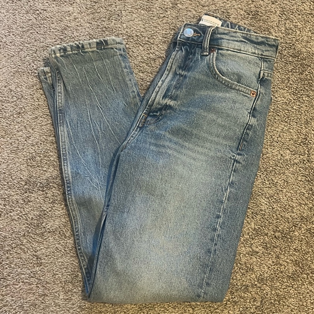 TRF MOM FIT JEANS